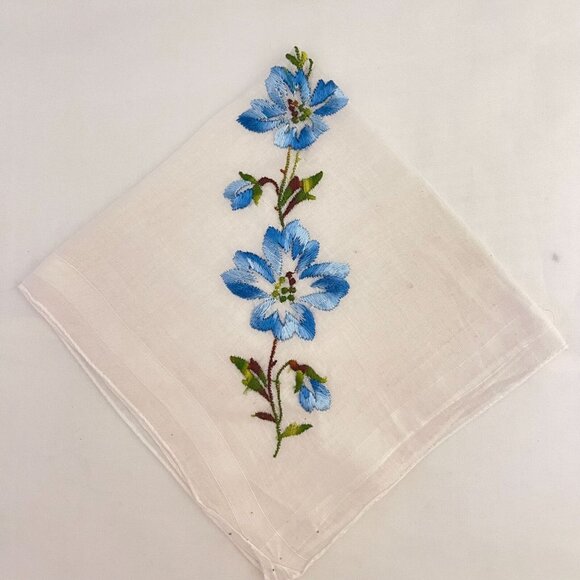 #5394 Set of 4 White with Floral Pattern Handkerchiefs - Picture 3 of 4